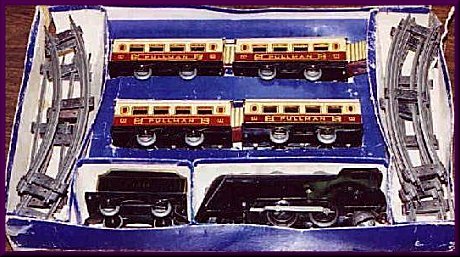 British CV Set with Short Coaches and Vestibules